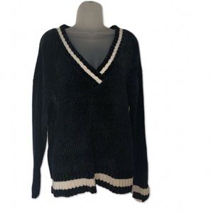 New Navy blue sweater